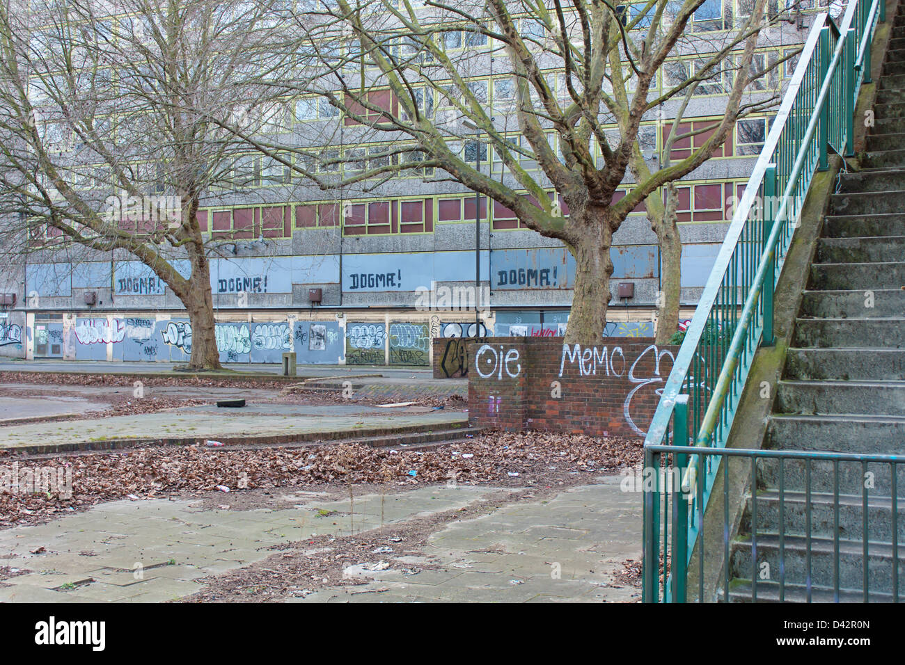 Die verurteilten Gebäude des Anwesens Heygate. Stockfoto