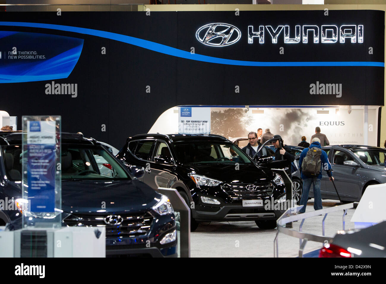 2013-Hyundai-Fahrzeuge auf dem Display auf der 2013 Automobilmesse in Washington, DC. Stockfoto