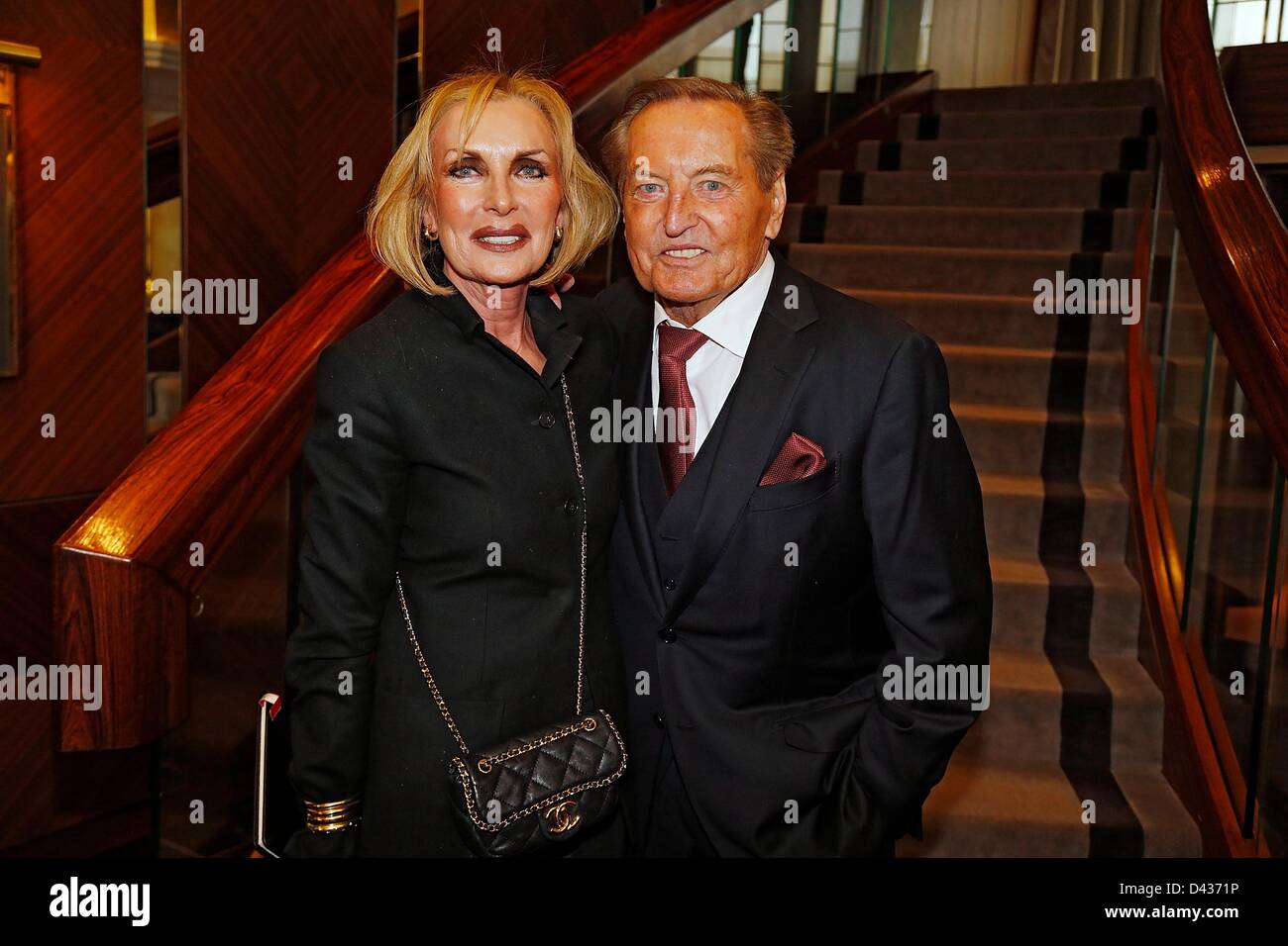 Mayer Vorfelder Stockfotos Und Bilder Kaufen Seite 2 Alamy