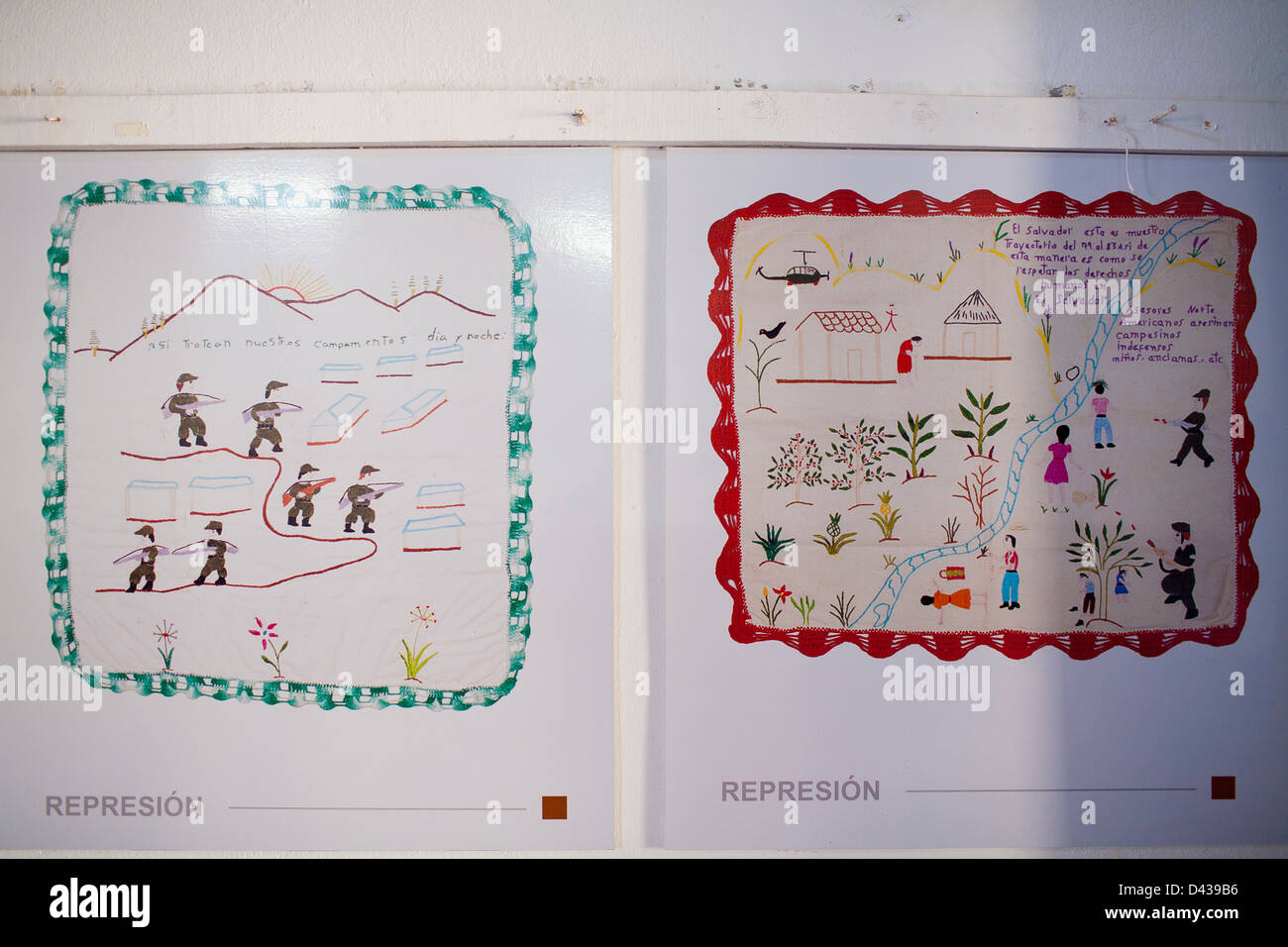 Kinder Bilder zeigen den Bürgerkrieg auf dem Display in Perquin in der Bergregion Morazan von El Salvador Stockfoto