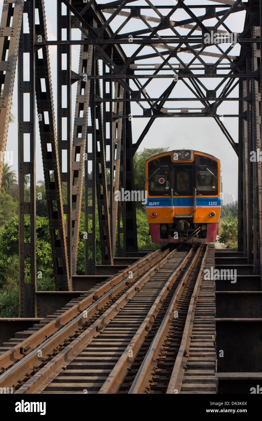 Eisenbahnbrücke in Thailand Stockfoto