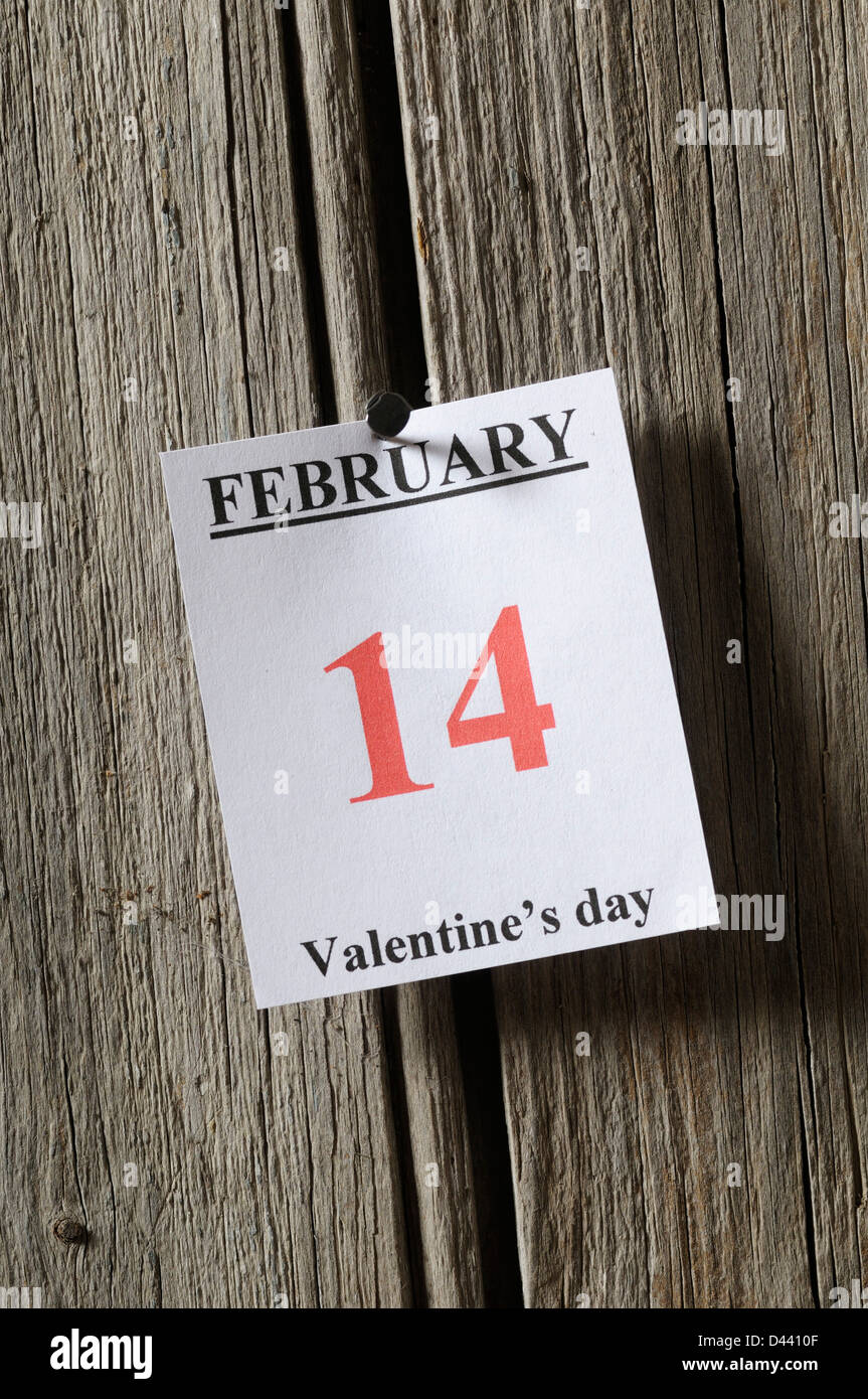 Kalender-Seite mit 14. Februar Valentinstag drauf Stockfoto