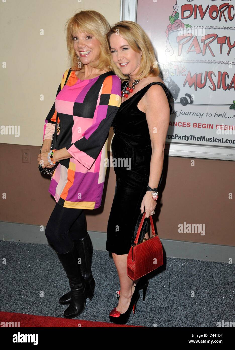 Hollywood, USA. 3. März 2013. Teresa Ganzel, Erin Murphy im Ankunftsbereich für Scheidung PARTY - THE MUSICAL Premiere, El Portal Theater, North Hollywood, CA 3. März 2013. Foto von: Dee Cercone/Everett Collection/Alamy Live-Nachrichten Stockfoto