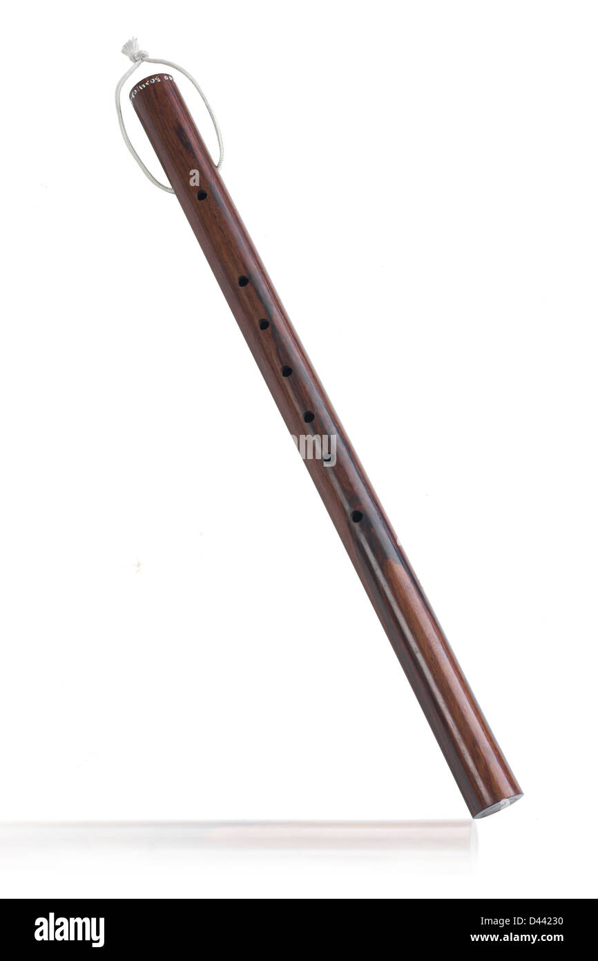 Wooden flute -Fotos und -Bildmaterial in hoher Auflösung – Alamy