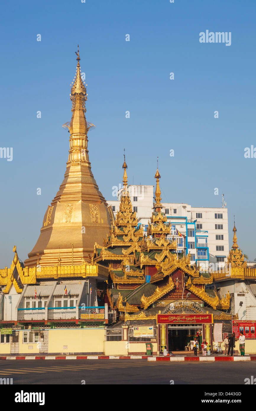 Yangon, Myanmar Sule-Pagode Stockfoto