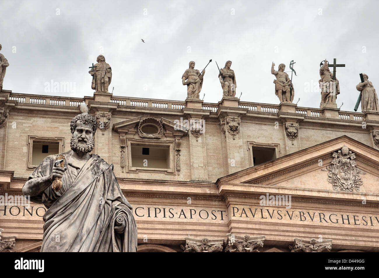 Sankt Peter hält den Schlüssel zum Himmel Sankt Petersplatz im Vatikan Rom Italien Stockfoto