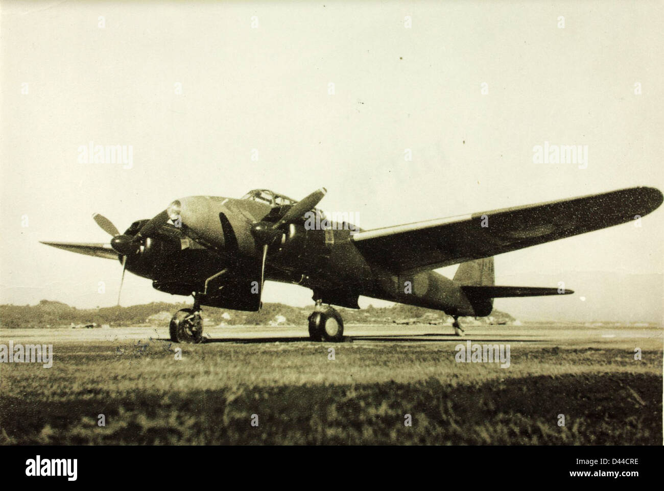 Die Nakajima J1N Gekko, von den Alliierten als „Mondlicht“ oder „Irving“ bekannt, war ein japanischer Nachtjäger, der während des Zweiten Weltkriegs eingesetzt wurde. Sein unverwechselbares Design und seine Effektivität machten es zu einem bemerkenswerten Flugzeug im Pacific Theater. Stockfoto