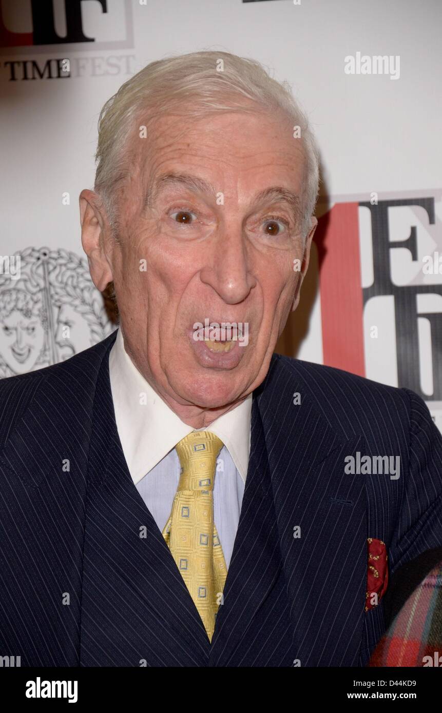 Gay Talese im Ankunftsbereich für die erste Zeit Fest Closing Night Awards, die Spieler Club, New York, NY, 4. März 2013. Foto von: Eric Reichbaum/Everett Collection Stockfoto