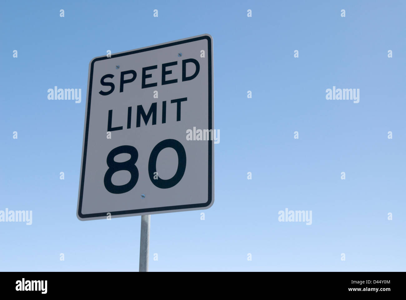 Tempolimit 80 Zeichen Texas USA Stockfoto
