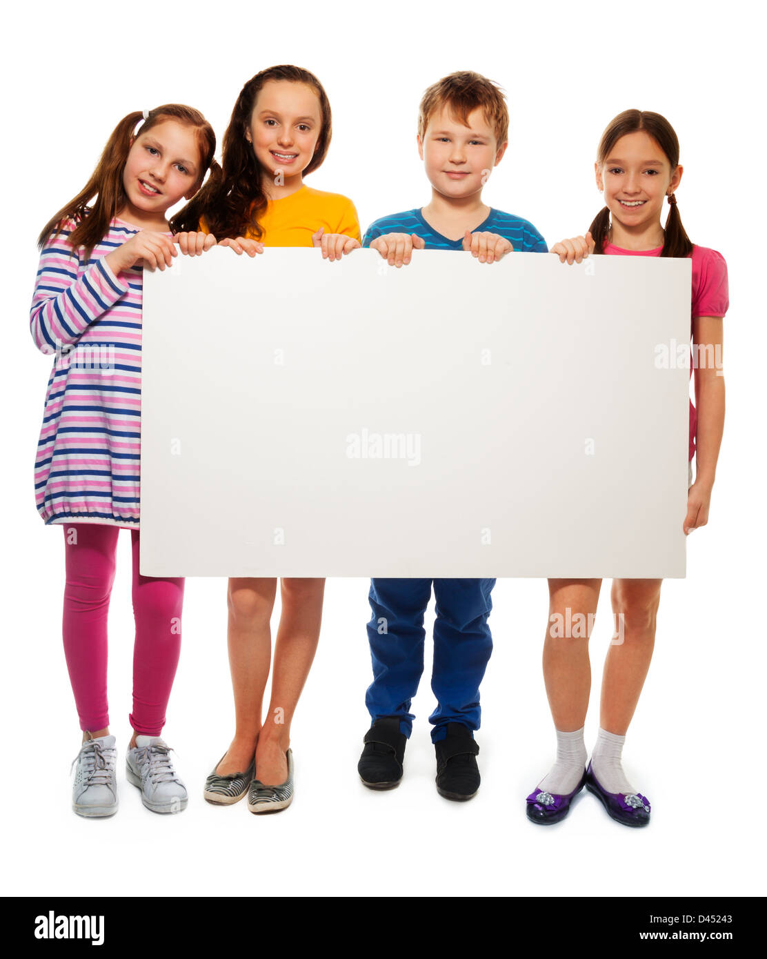 Fünf niedliche Kinder mit leeren Zeichen Stockfoto