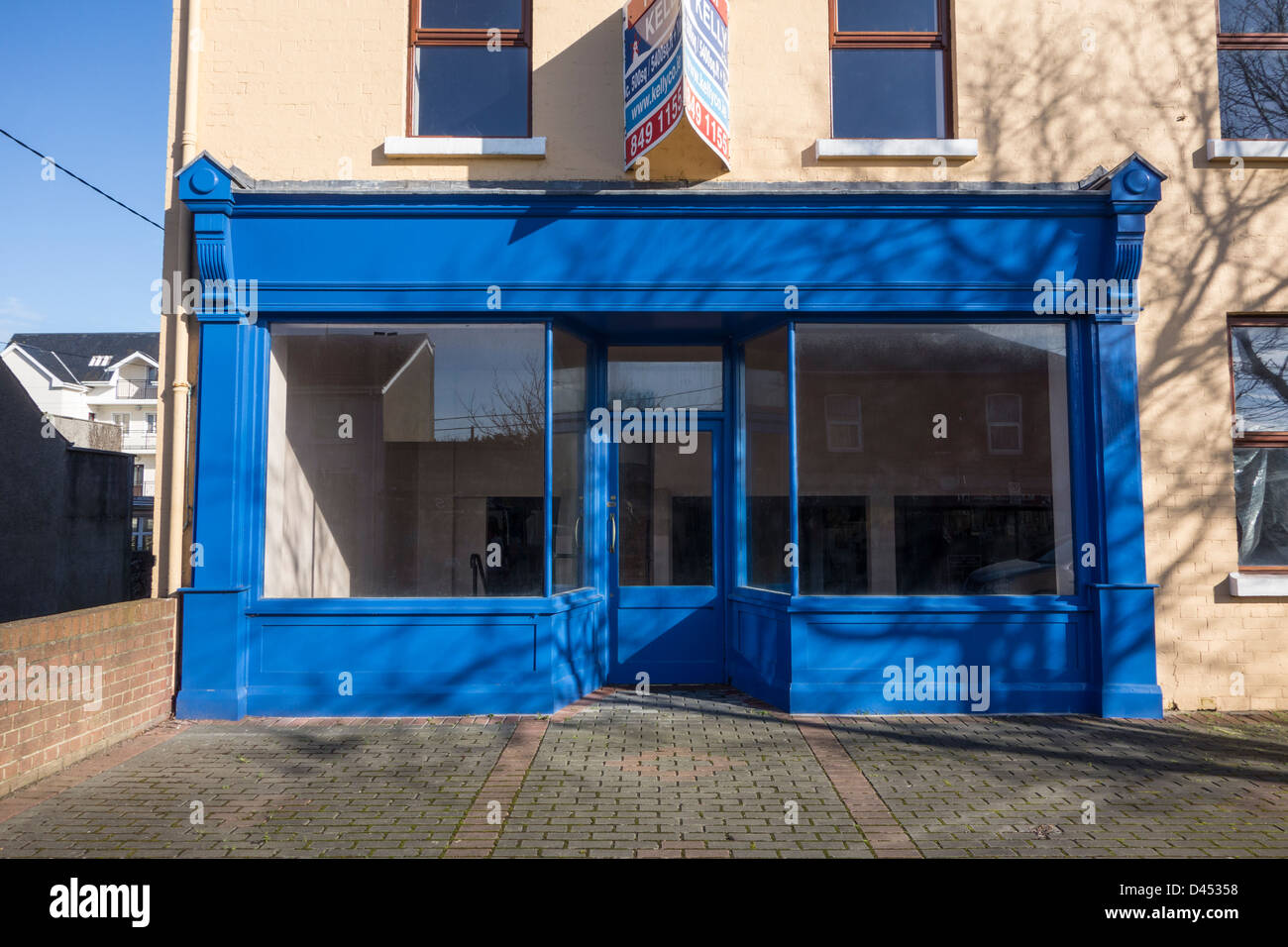 Einen unbesetzten Shop mit traditionellen Stil Ladenfront für Miete - Schären, County Dublin, Irland Stockfoto