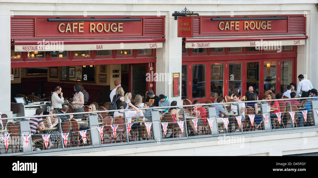 Cafe Rouge in der Mailbox, Birmingham Stockfoto
