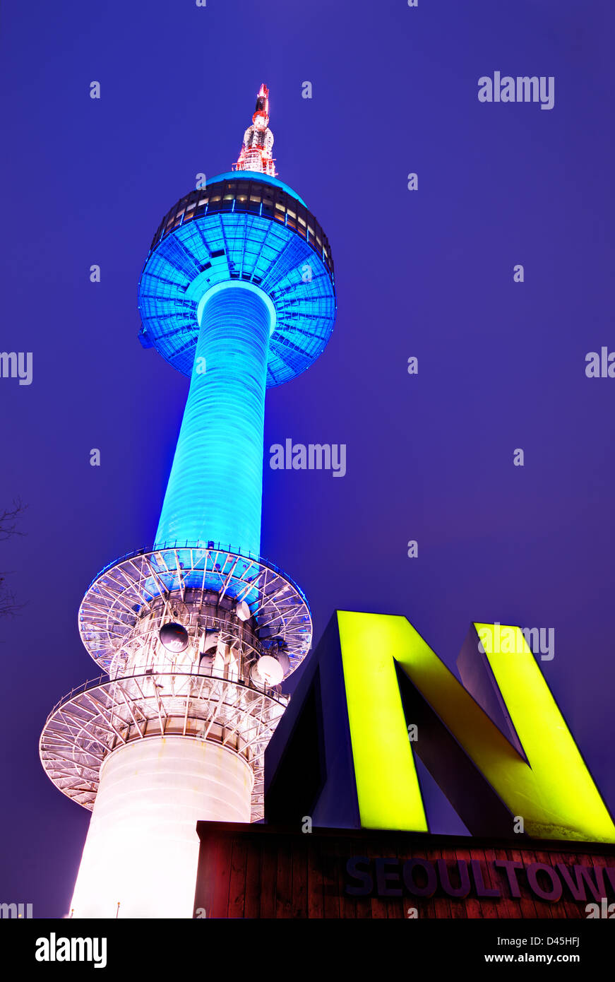 N Seoul Tower in Seoul, Südkorea. Stockfoto