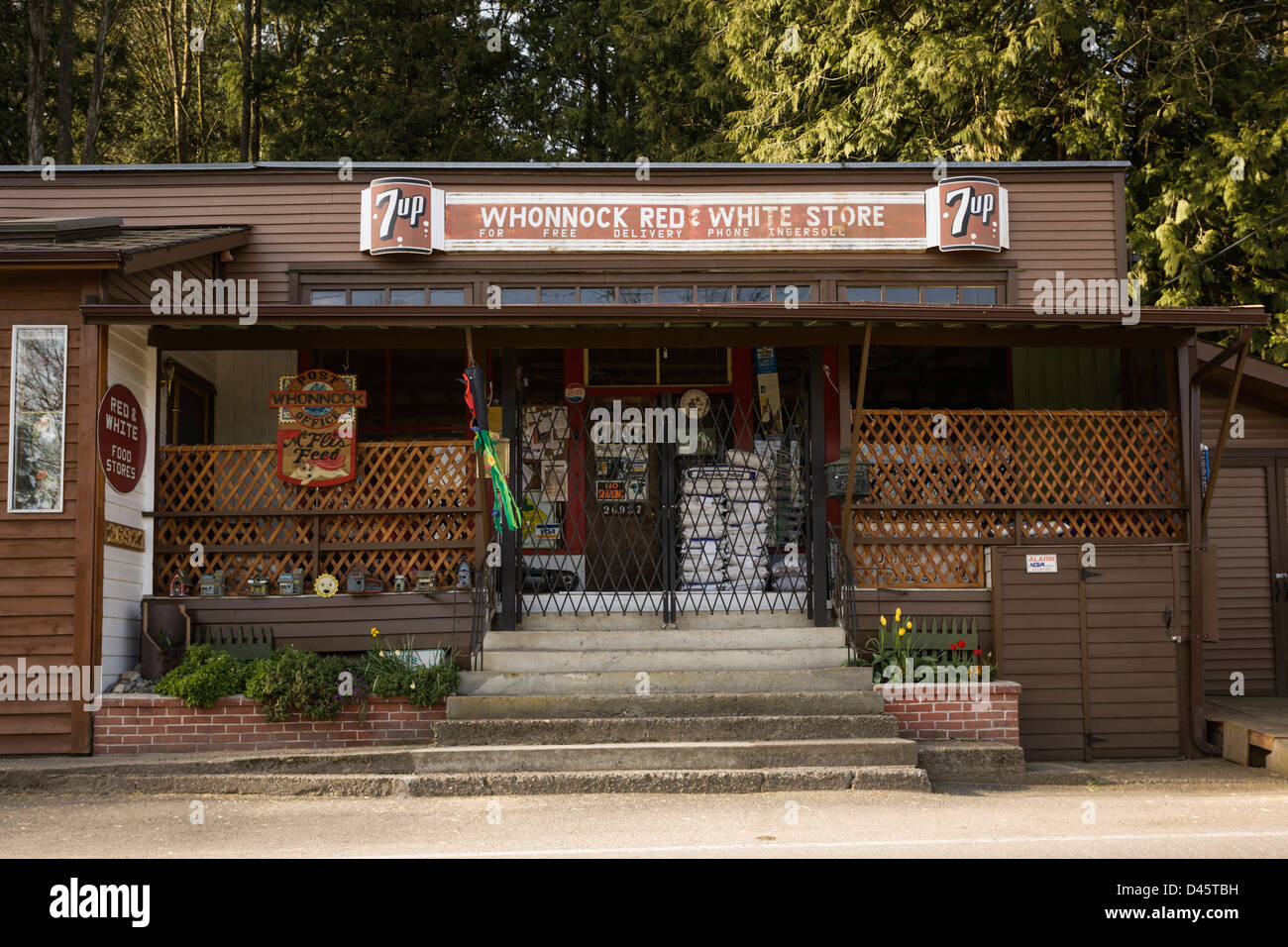 Whonnock & White Red Store in der Gemeinde Whonnock, Maple Ridge, British Columbia, Kanada Stockfoto