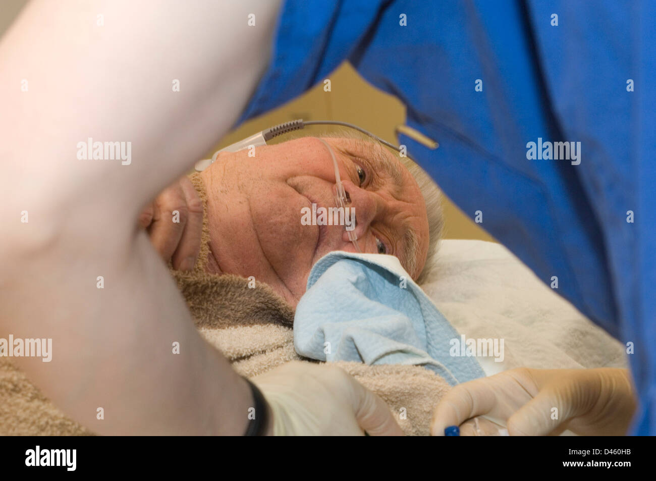 Ein Mann, eine endoskopische Verfahren. Stockfoto