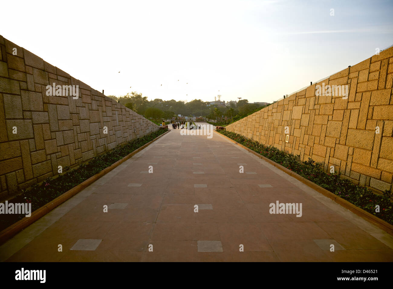 Eingang bei Raj Ghat, Denkmal von Mahatma Gandhi, New Delhi, Indien Stockfoto