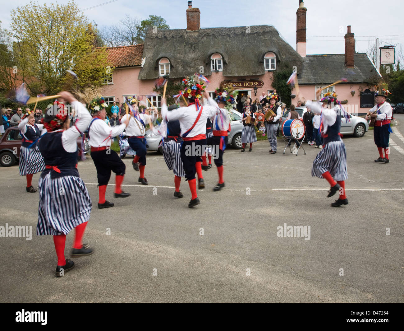 Morris Tanz im Dorf Shottisham, Suffolk, England Stockfoto