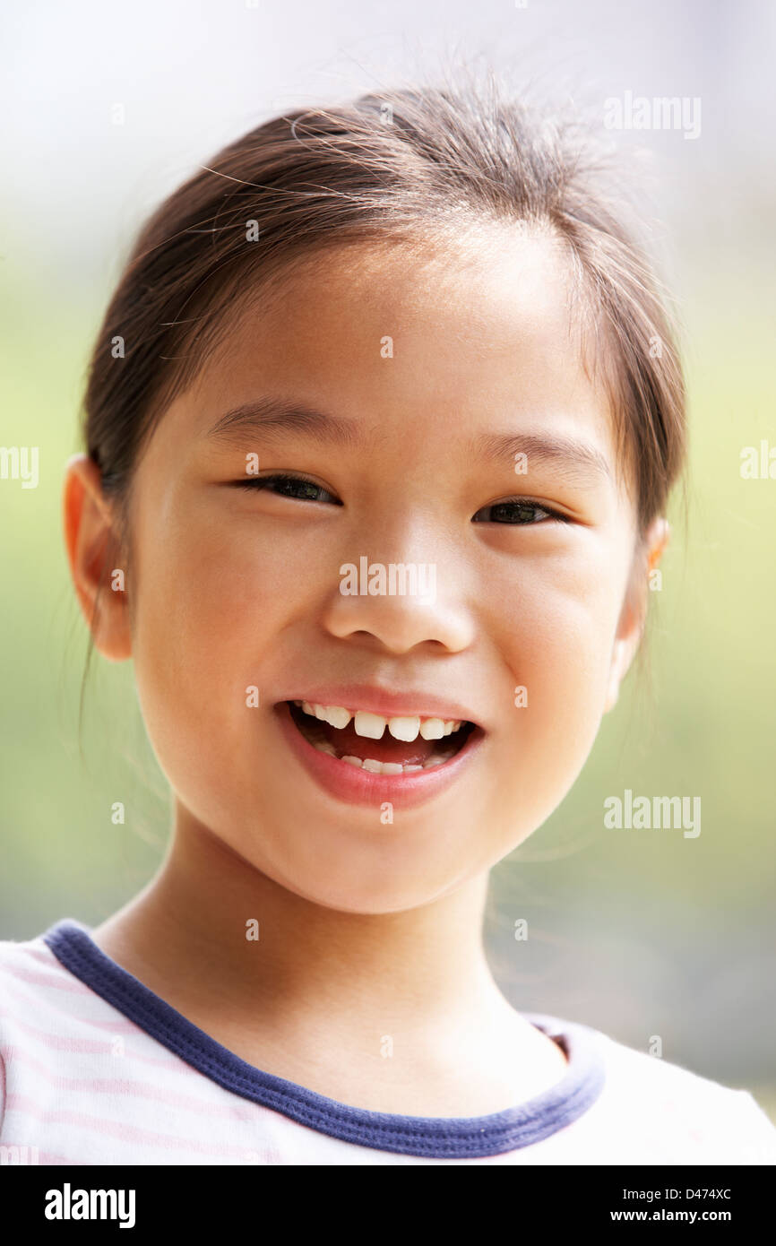 Kopf und Schultern Porträt des chinesischen Mädchen Stockfoto
