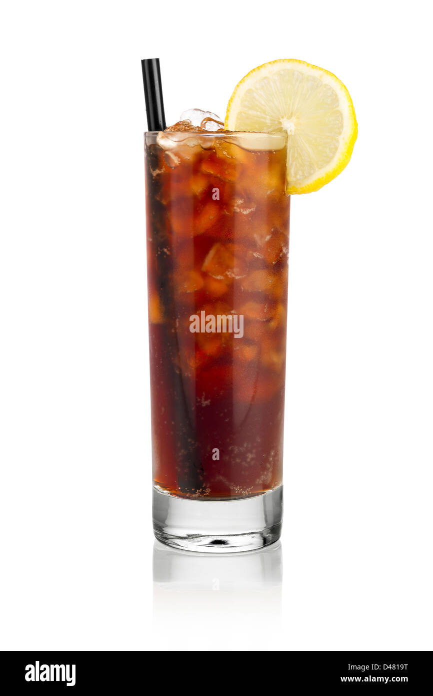 Iced Soda Zitrone vor weißem Hintergrund Stockfoto