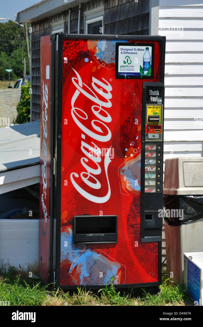 Coca Cola Getrankeautomat Stockfotografie Alamy