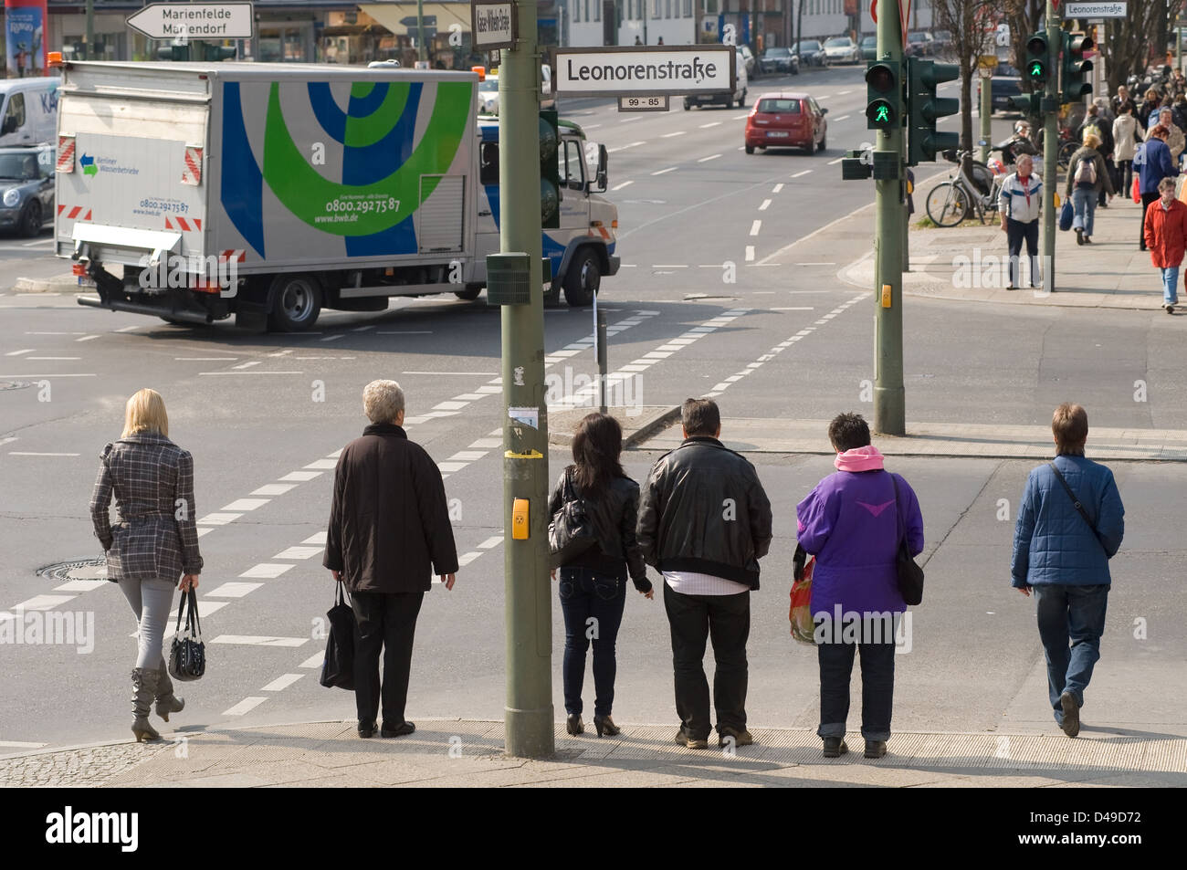 Berlin, Deutschland, Kreuzung Leonor Straße / Kaiser Wilhelm Straße Stockfoto