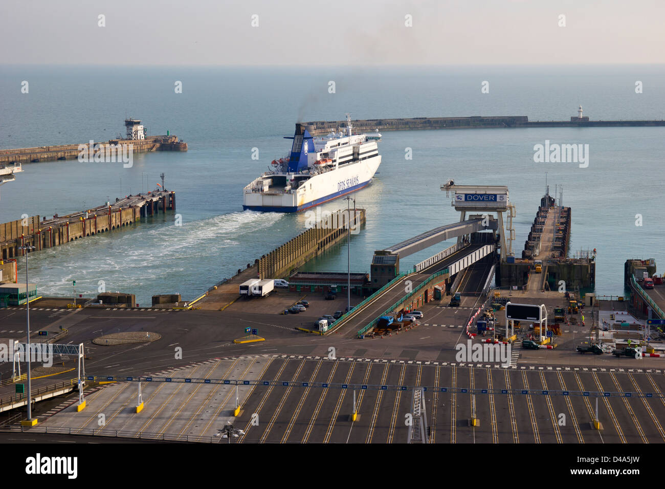 Dover Docks Channel Fähre Dover Calais DFDS Fähre Stockfoto