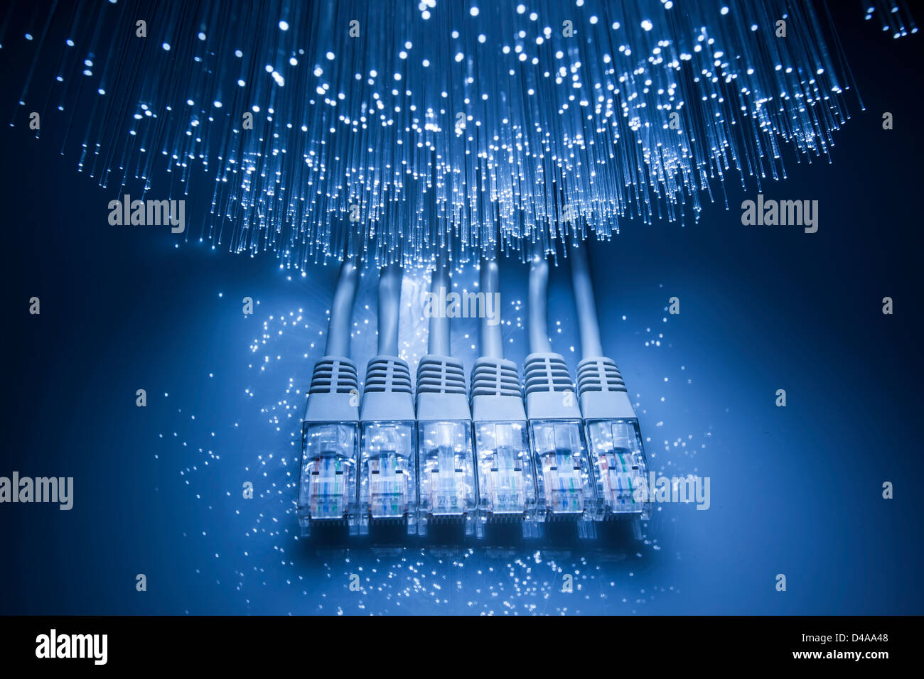 Faseroptik-Hintergrund mit vielen hellen Flecken Stockfoto Faseroptik-Hintergrund mit vielen hellen Flecken Stockfoto