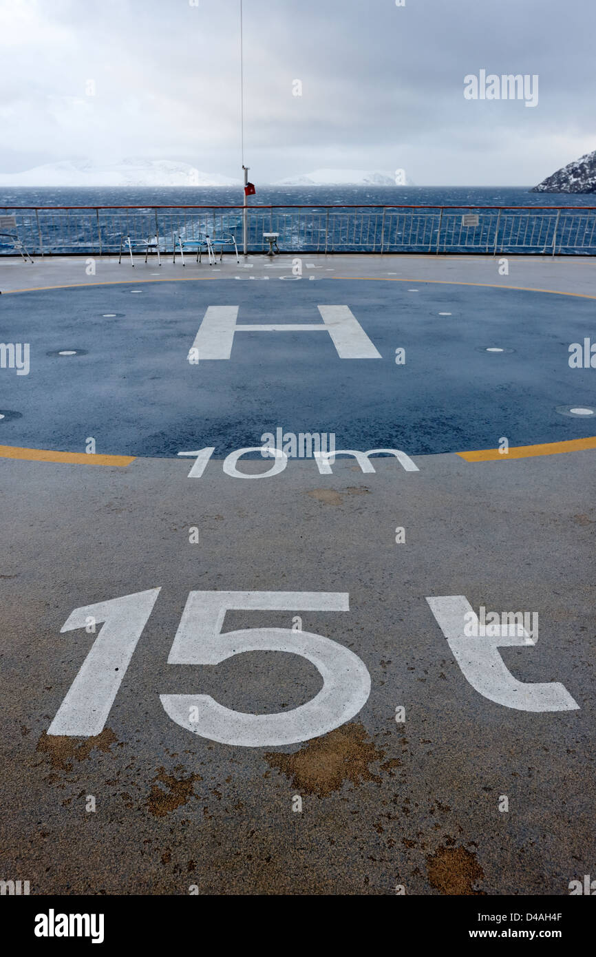 Helikopter-Landeplatz an Bord einer Kreuzfahrt Schiff Norwegen Europa Stockfoto