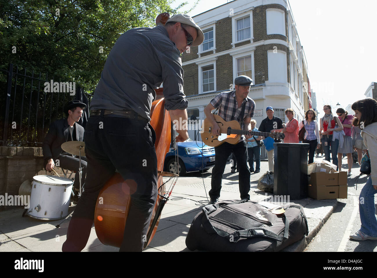 London, Vereinigtes Königreich, Straßenmusikanten auf der Portobello Road Market Stockfoto