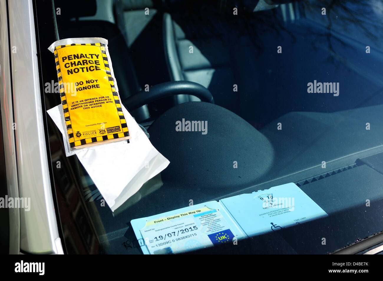 Strafe-kostenlos-Notice.Disabled-Treiber. Stockfoto