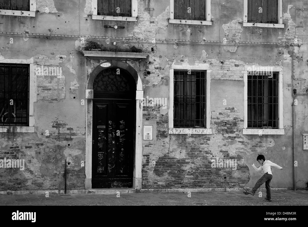 Junge Fußballer, Venedig Stockfoto