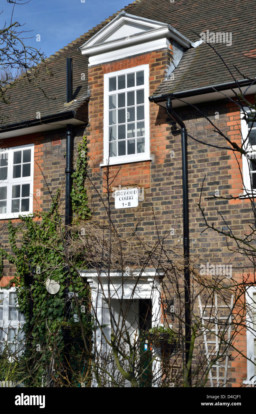 Bigwood Court Apartments in Bigwood Road, Hampstead Garden Vorort NW11, London, Großbritannien. Stockfoto
