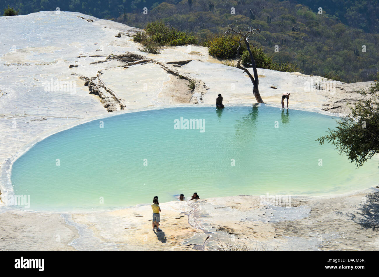 Einer Der Pools In Hierve El Agua Mineral Springs Oaxaca Mexiko Stockfotografie Alamy