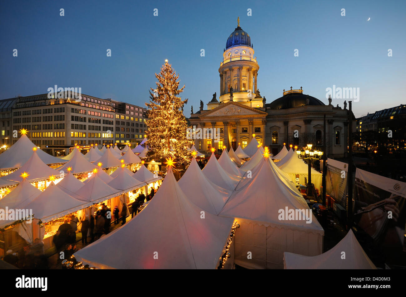 Weihnachtsmarkt am Gendarmenmarkt, Berlin, Deutschland Stockfotografie