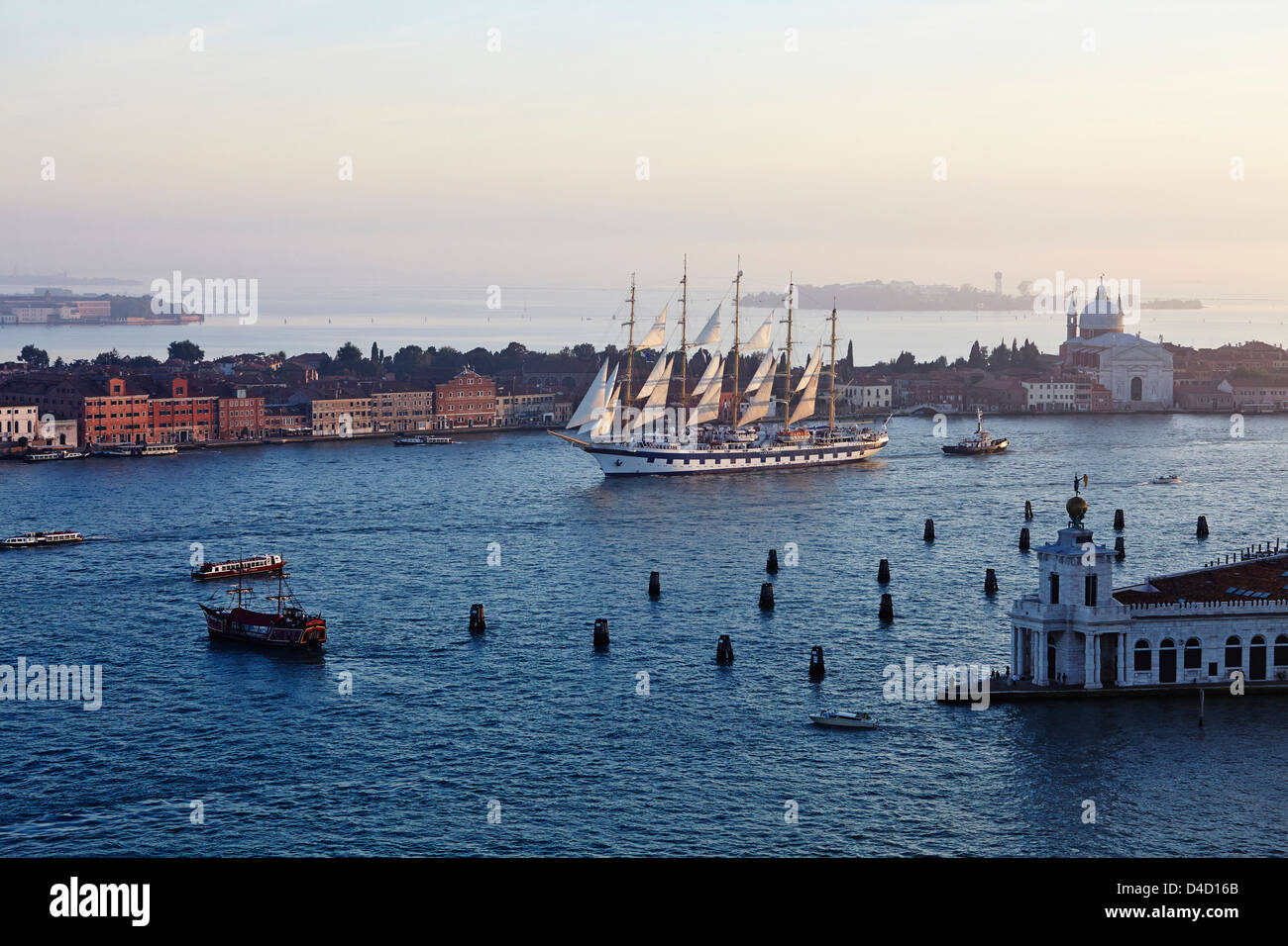 Segelschiff in Venedig, Italien Stockfoto