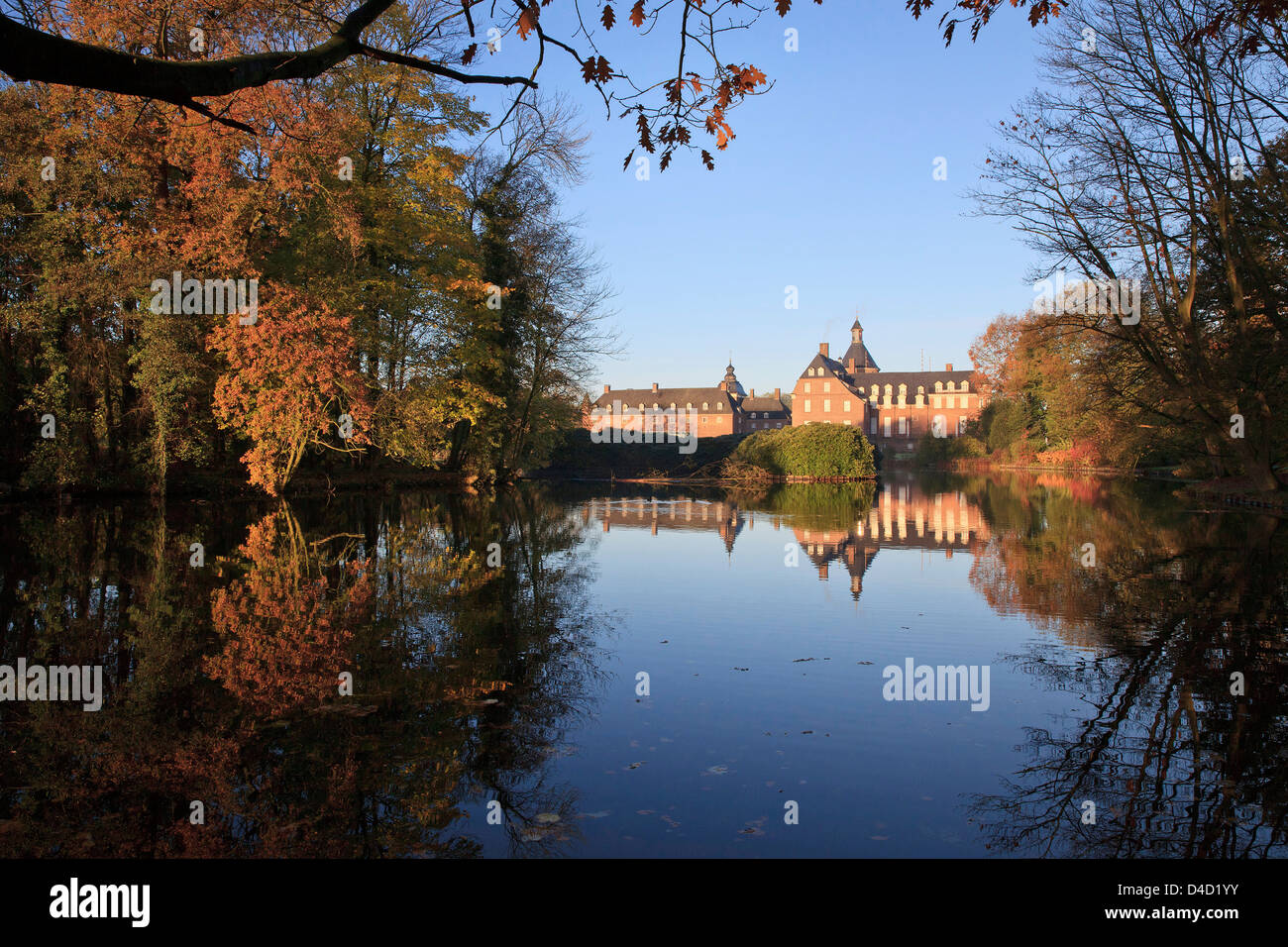 Wasser Schloss Anholt, Münsterland, Nordrhein-Westfalen, Deutschland, Europa Stockfoto