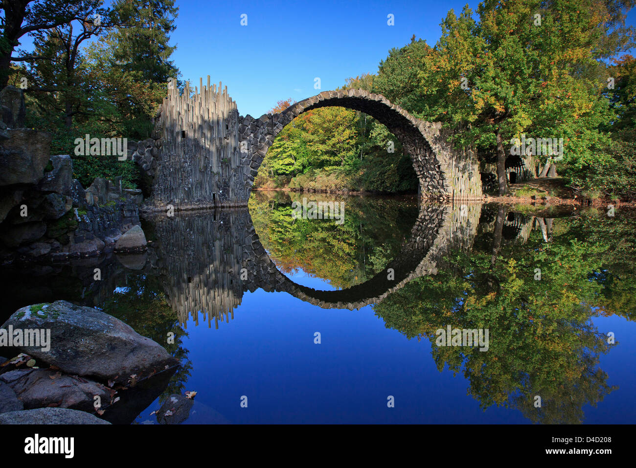 Rakotz Brücke, Oberlausitz, Sachsen, Deutschland, Europa Stockfoto