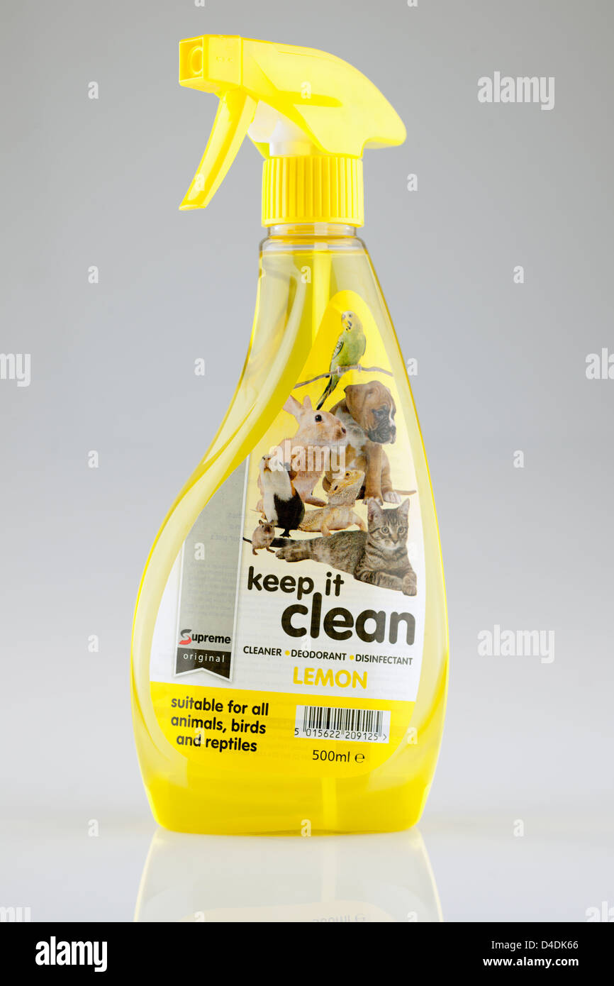 Sprühbehälter von Keep it Clean Zitrone Pet Reiniger für alle Tiere Vögel und Reptilien geeignet Stockfoto