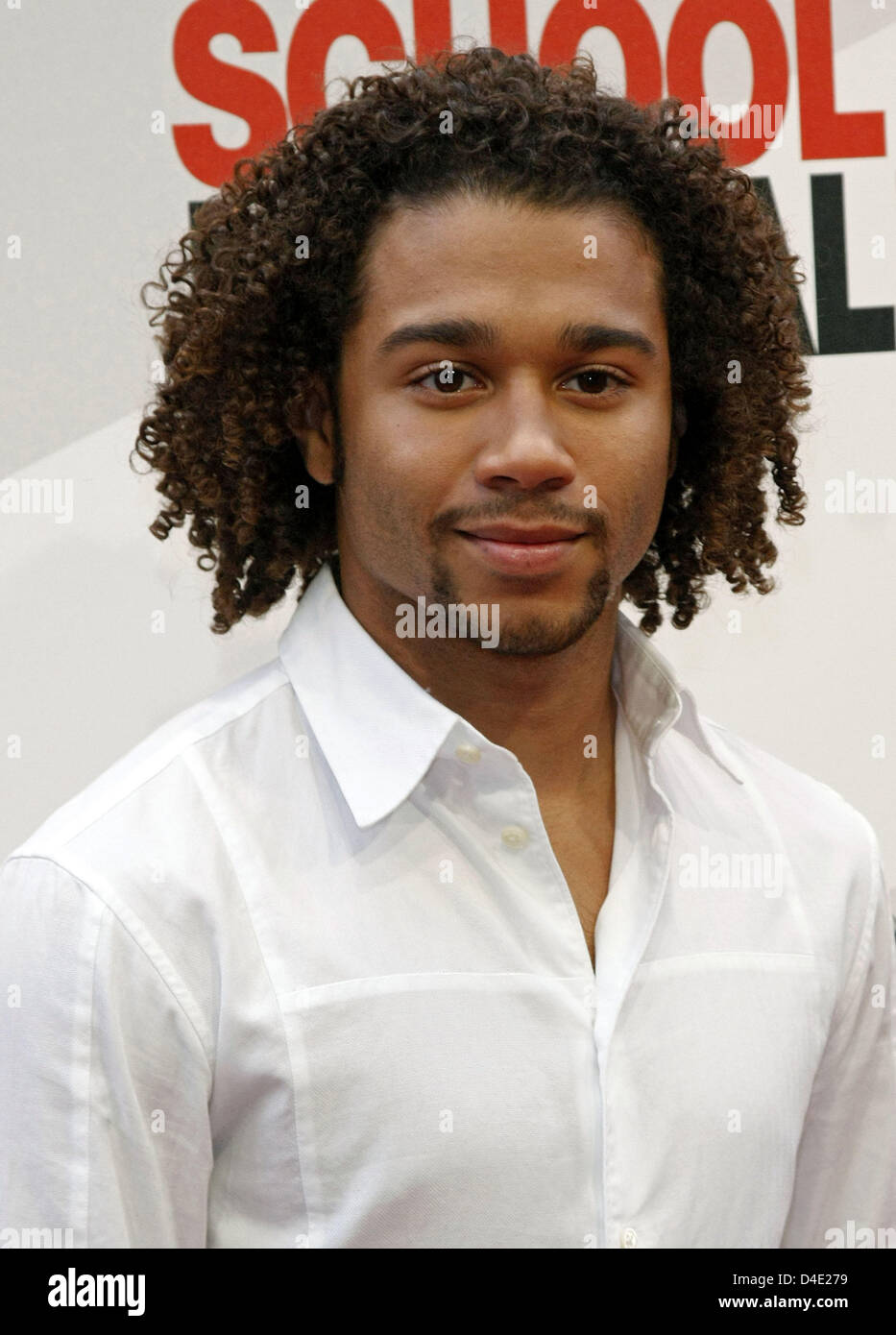 US-amerikanischer Schauspieler Corbin Bleu bei der deutschen Premiere von kommt "High School Musical 3: Senior Year" am Mathaeser Filmpalast in München, Deutschland, 5. Oktober 2008. Foto: Hubert Boesl Stockfoto