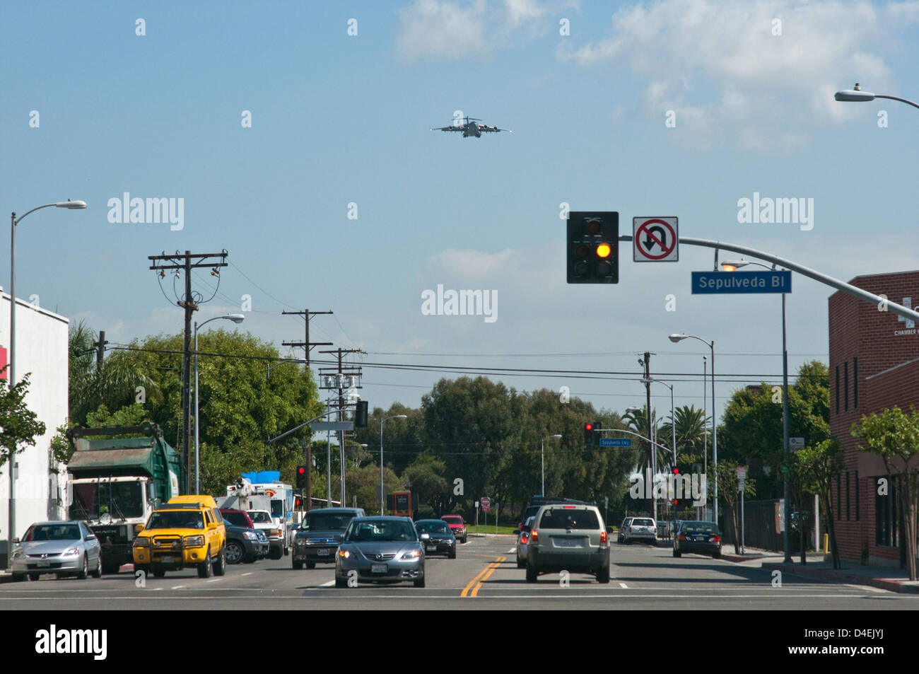 Los Angeles, USA, Air Force, ein Flugzeug Tiefflug Stockfoto