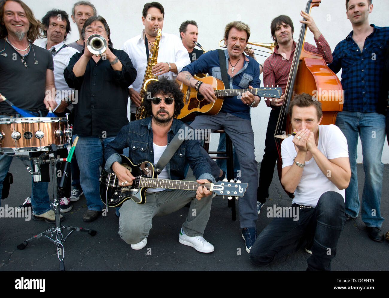Johnny Hallyday mit seinen Musikern außerhalb Rehearsal Studios in Burbank CA Stockfoto