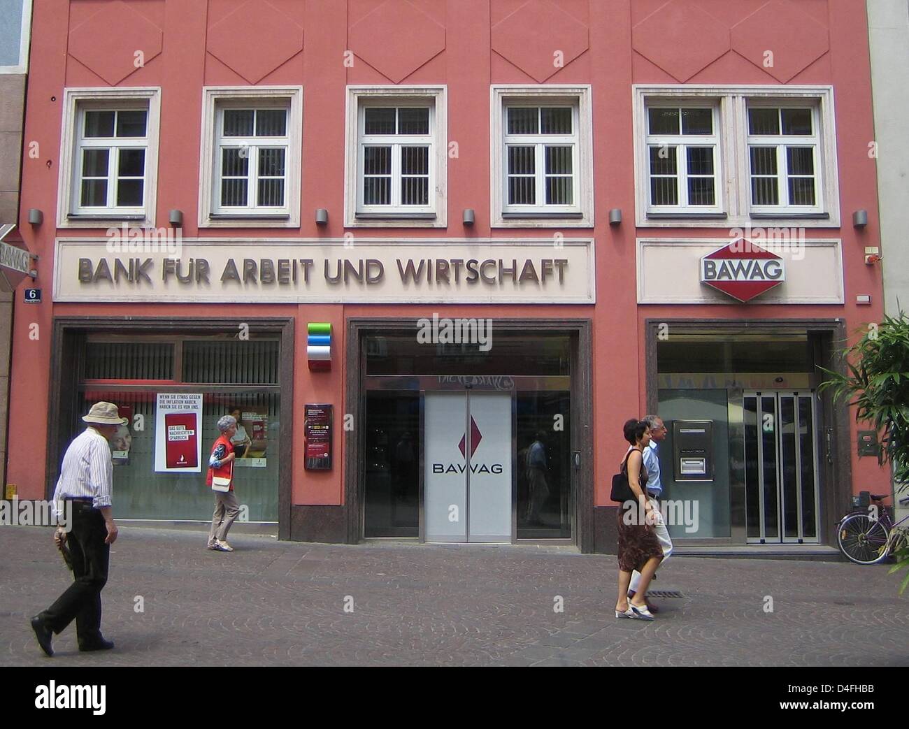 Ein Zweig der österreichische Bank BAWAG (Bank Fuer Arbeit Und Wirtschaft) (Bank für Arbeit und Wirtschaft) in Villach, Österreich, 28. Juni 2008 gesehen. Foto: Beate Schleep Stockfoto