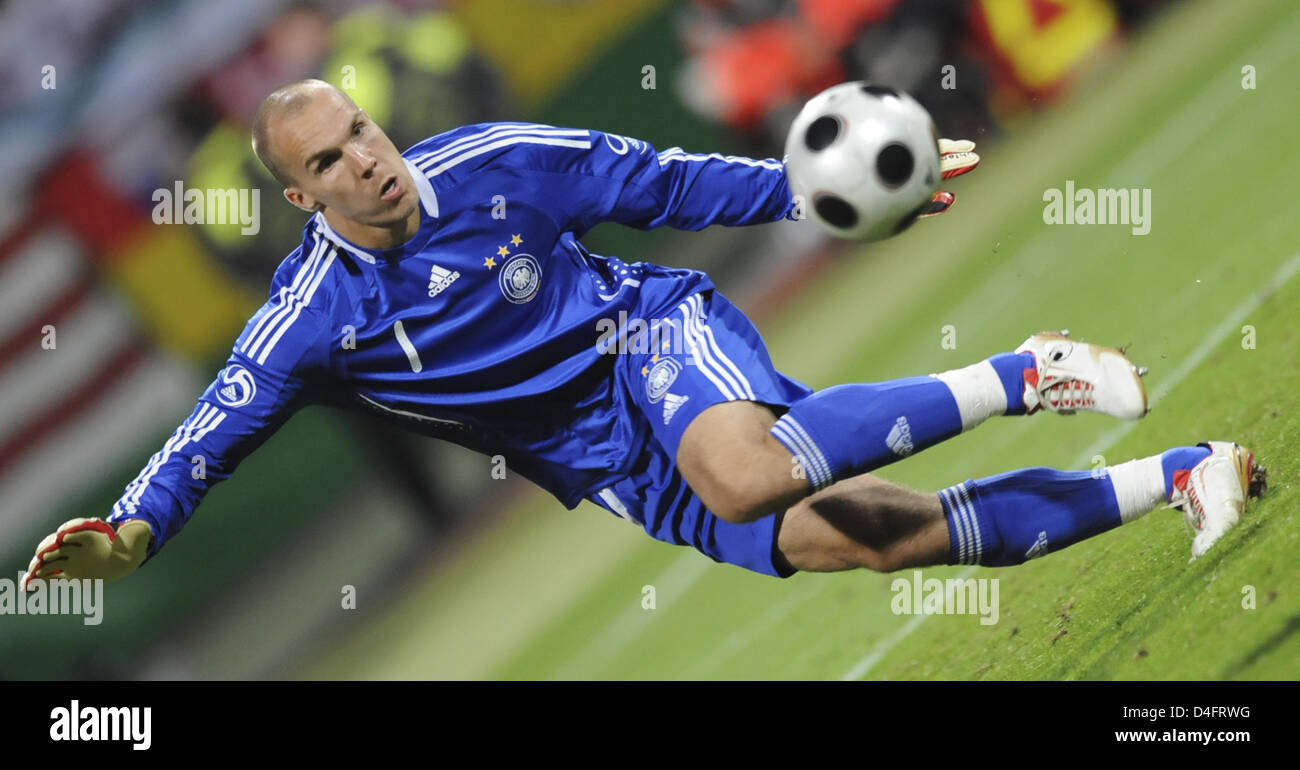 Goalkeeper robert enke -Fotos und -Bildmaterial in hoher Auflösung – Alamy