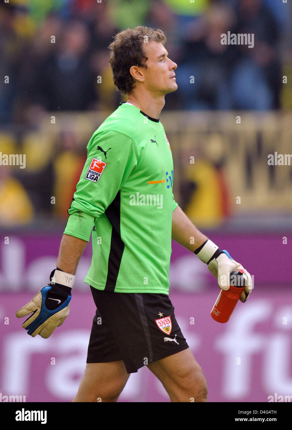 Stuttgarts Torwart Jens Lehmann in der deutschen Bundesliga-Spiel Borussia Dortmund V VfB Stuttgart im Signal-Iduna-Park-Stadion von Dortmund, Deutschland, 27. September 2008 abgebildet. Dortmund besiegt Stuttgart 3: 0. Foto: Bernd Thissen Stockfoto