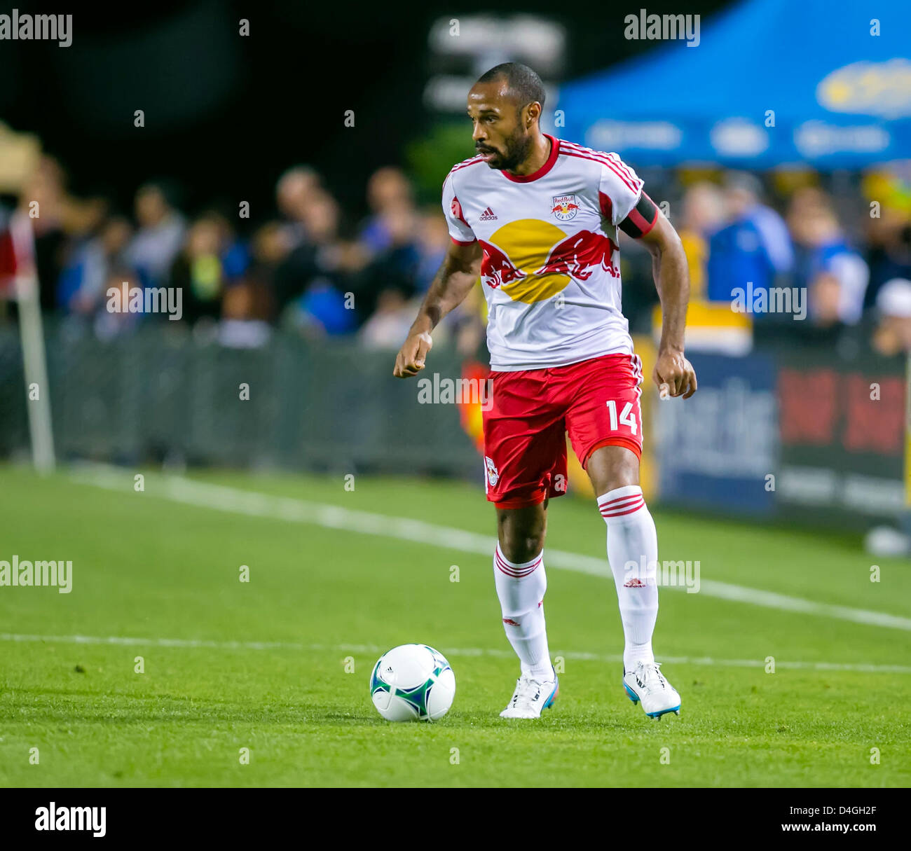 10. März 2013: New York Red Bulls vorwärts Thierry Henry (14) in Aktion während der MLS-Spiel zwischen den New York Red Bulls und den San José Earthquakes im Buck Shaw Stadium in Santa Clara CA San Jose besiegte New York 2: 1. Stockfoto