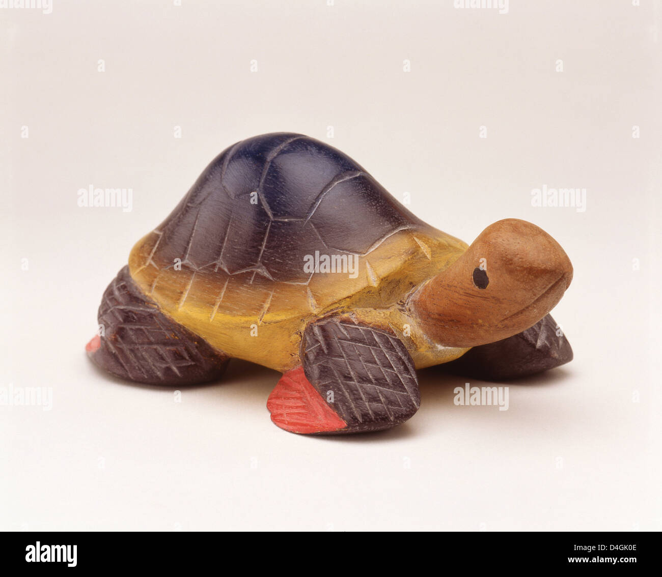 Geschnitzten Souvenir Schildkröte, Phra Nakhon Bezirk, Bangkok, Thailand Stockfoto