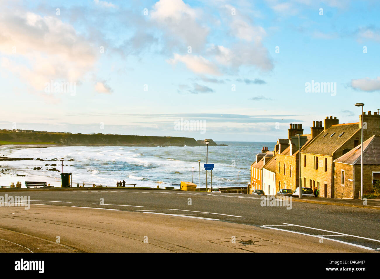 Küstenstraße in Cullen Bay, North Schottland Stockfoto