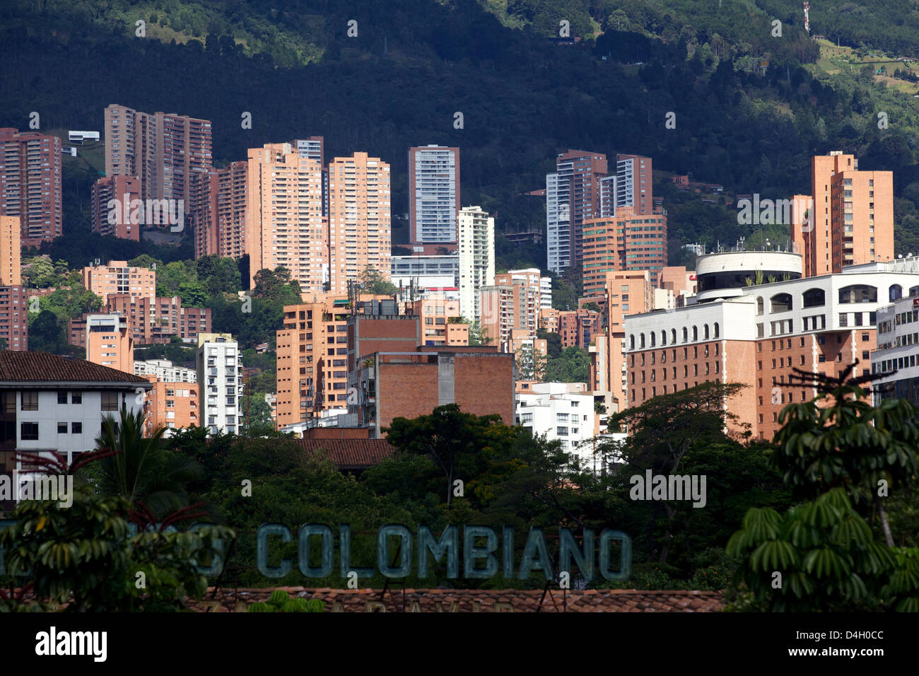 Blick über den exklusiven Gegend von El Pobldo, Medellin, Kolumbien, Südamerika Stockfoto