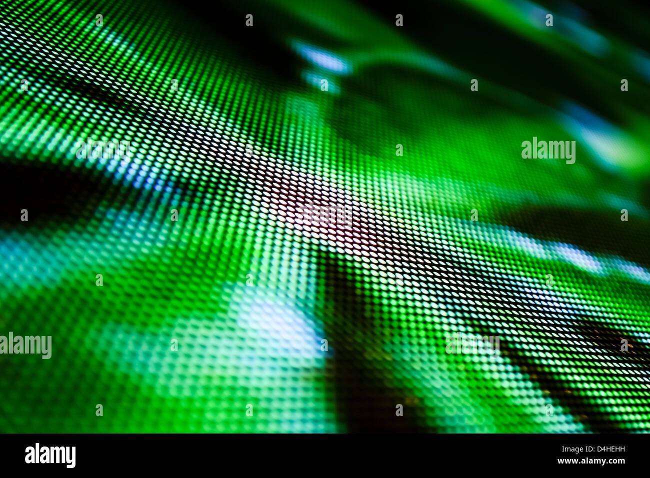 Eine Matrix aus LEDs zeigt ein Computerbild als eine einzelne LED-Bildschirm. Geringe Schärfentiefe für einen verschwommenen Effekt. Stockfoto