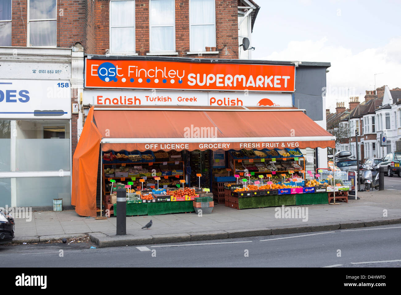 Tante-Emma-Laden East Finchley Supermarkt Bequemlichkeit Stockfoto
